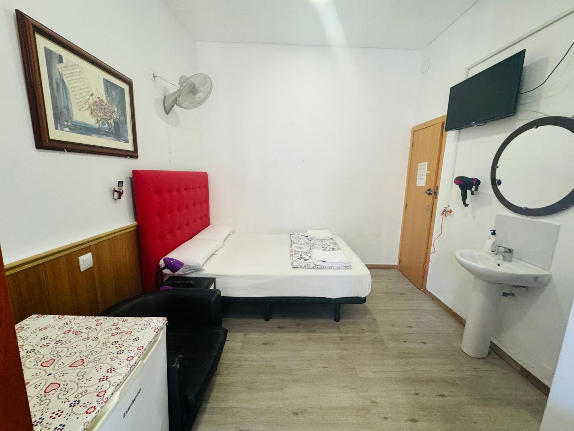 Hostal Mont Thabor Barcelona Zewnętrze zdjęcie